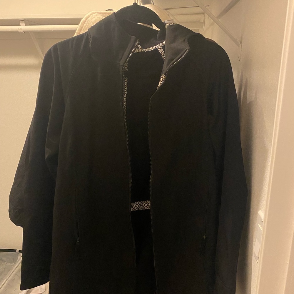 Iululemon rain coat